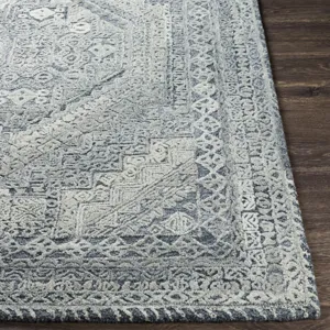Vancouver 8'10" x 12' Rug