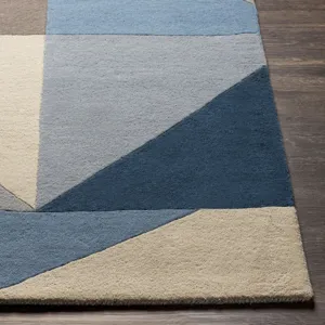 Queens 8'10" x 12' Rug