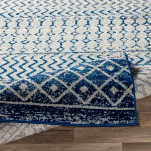 Elaziz 2' x 3' Rug