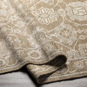 Royal 9' x 12' Rug