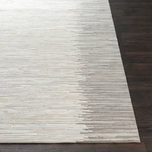 Zander 2' x 3' Rug