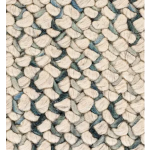 Avera 2' x 3' Rug