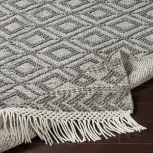 Farmhouse Tassels 9' x 12' Rug