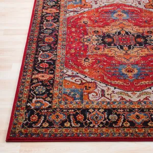 Serapi 3'11" x 5'7" Rug