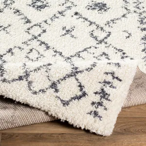 Maroc shag 6'7" x 9' Rug