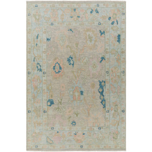 Ushak 6' x 9' Rug