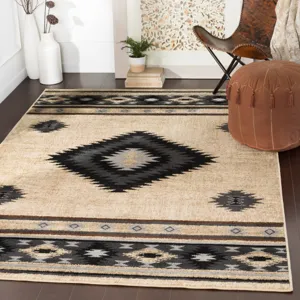 Paramount 1'10" x 2'11" Rug