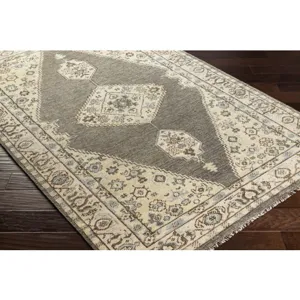Palais 8' x 10' Rug