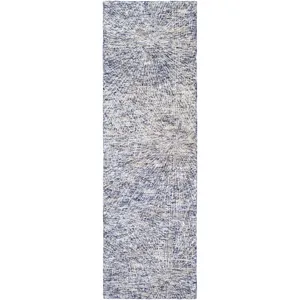 Falcon 2'6" x 8' Rug