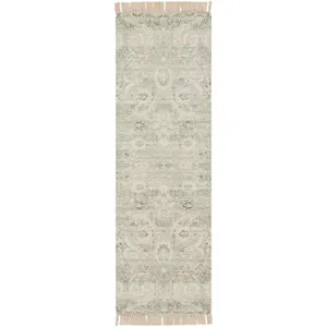 Zainab 2'6" x 8' Rug