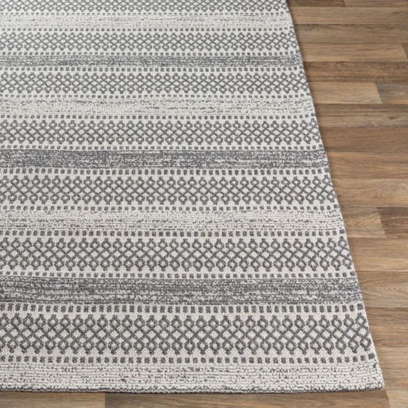 La casa 2'2" x 3'9" Rug