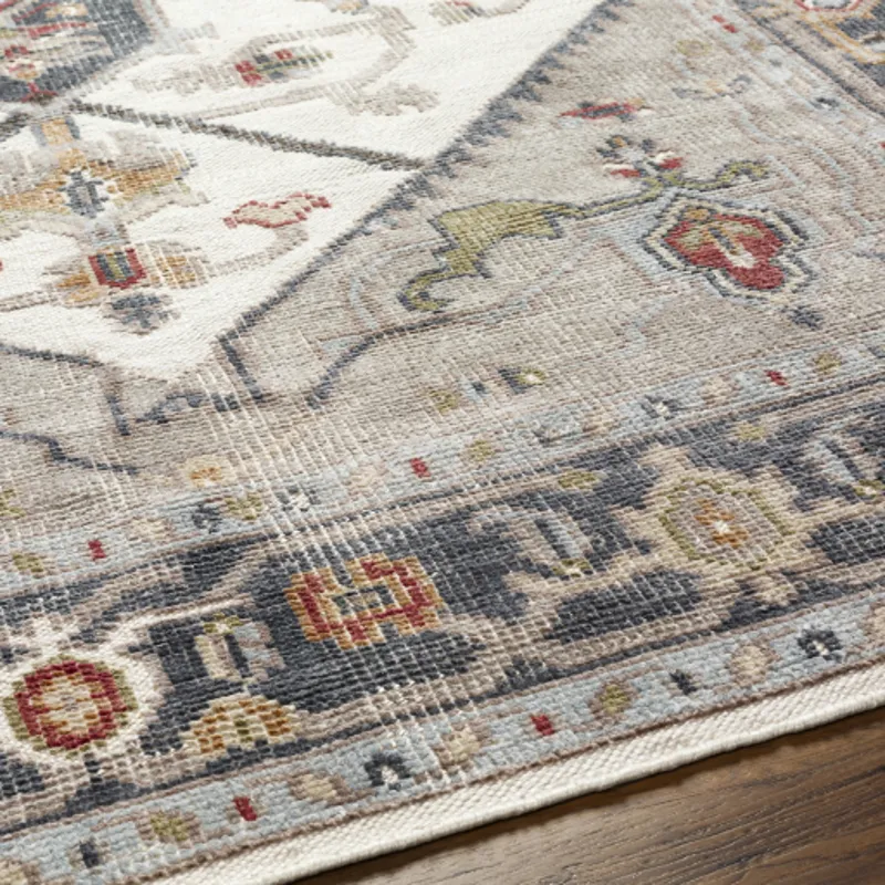 Revere 4' x 6' Rug
