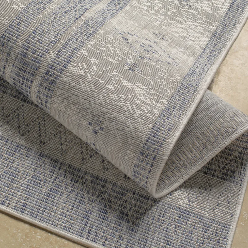 Tuareg 6'7" x 9' Rug