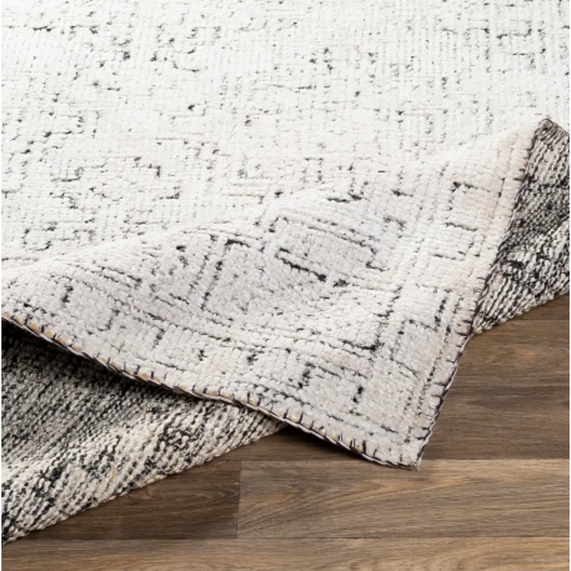 Bella 2' x 3' Rug