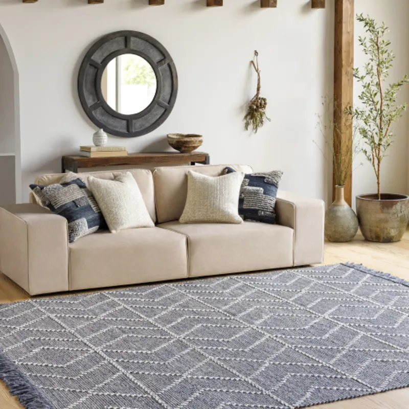 Uttar 6' x 9' Rug