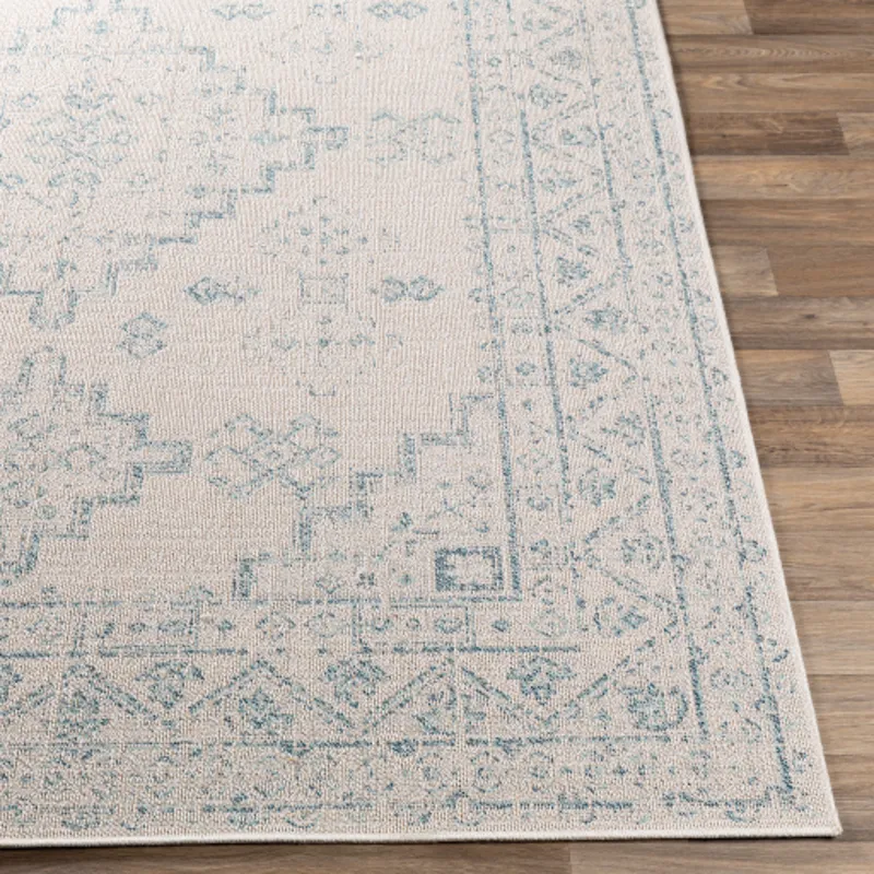 Veranda 6'7" x 9' Rug
