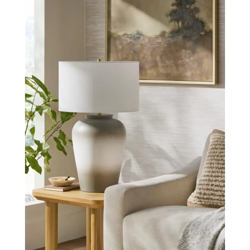 luo002-styleshot_201.webp