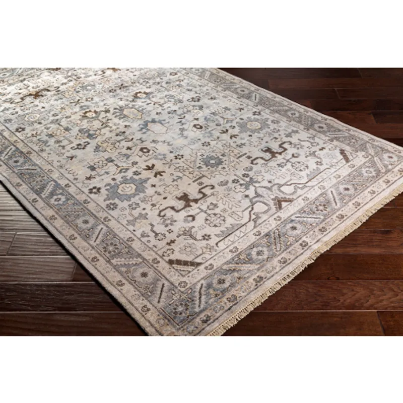 Sabine 2' x 3' Rug