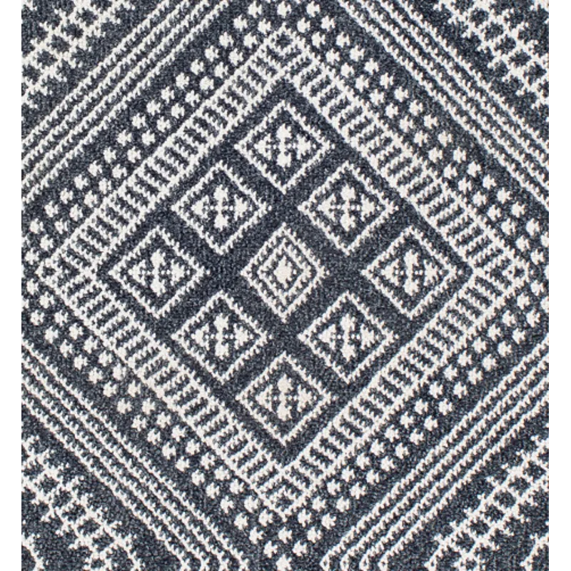 Ariana 6'7" x 9' Rug