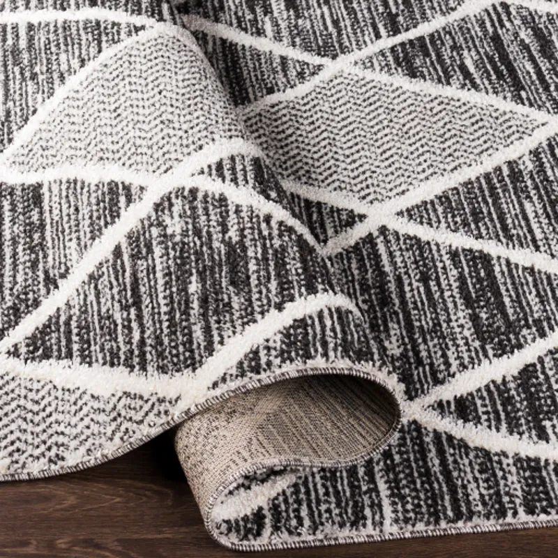 Valencia 6'7" x 9' Rug