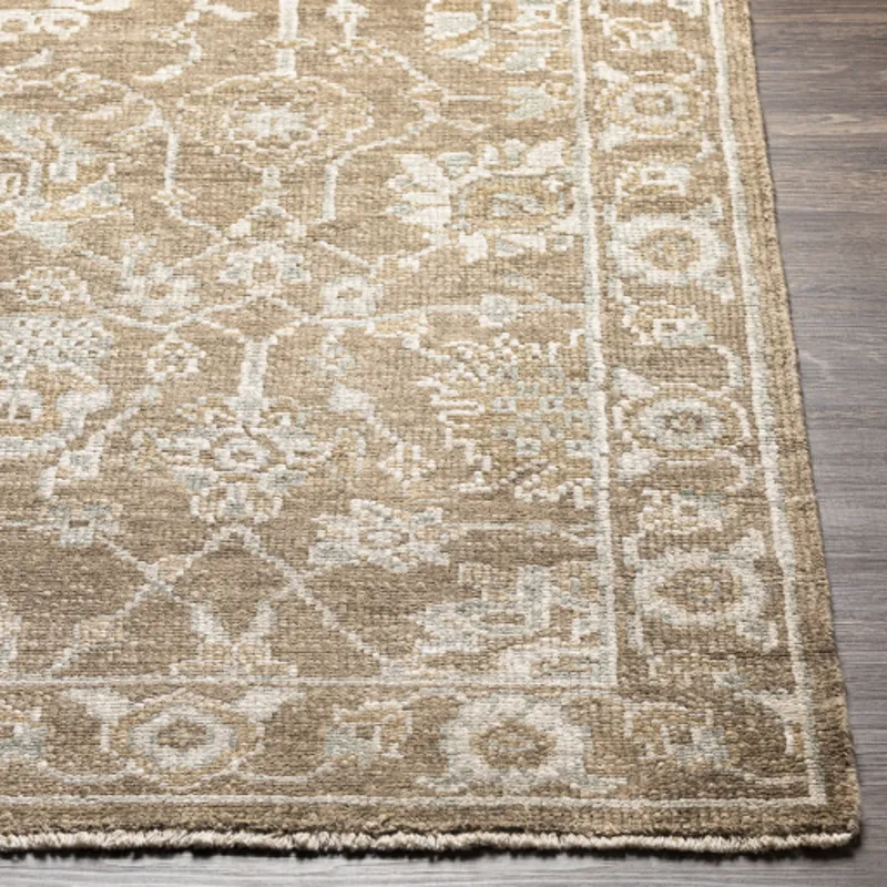 Royal 8' x 10' Rug