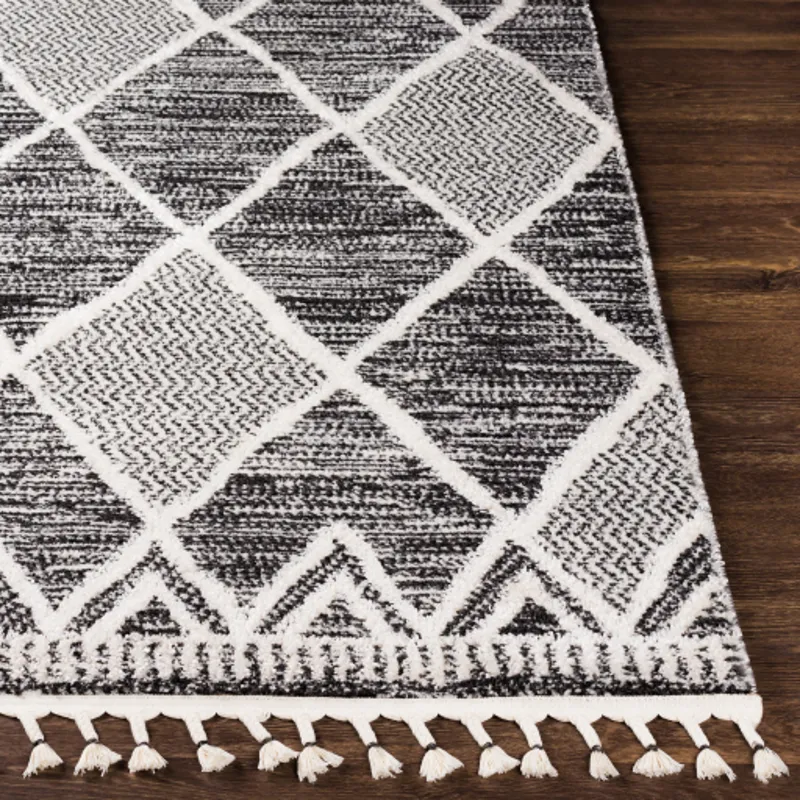 Valencia 6'7" x 9' Rug