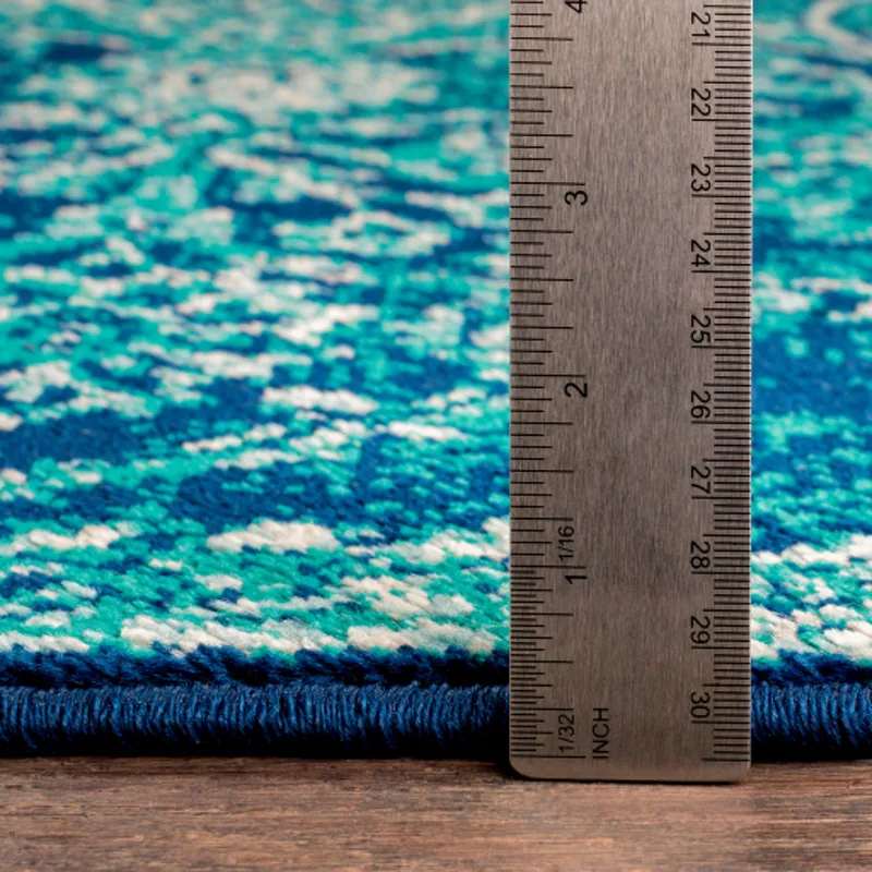 Paramount 6'7" x 9'6" Rug