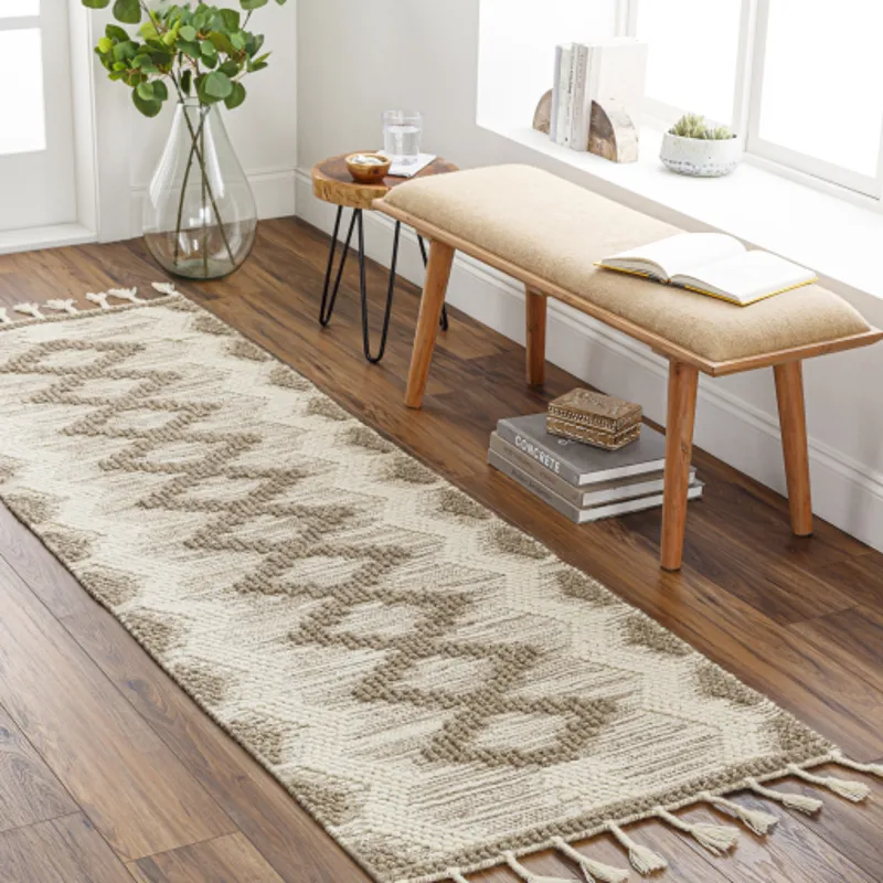 Norwood 2'6" x 8' Rug