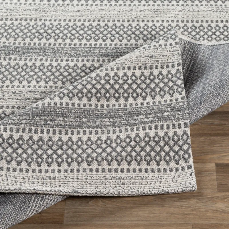 La casa 2' x 3' Rug