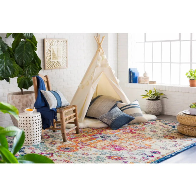 Harput 6'7" x 9' Rug