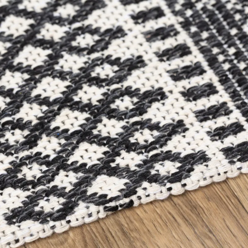 La casa 2'2" x 3'9" Rug