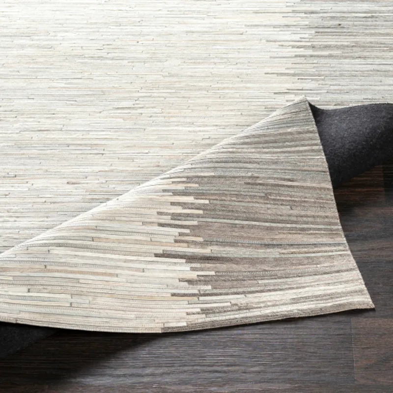 Zander 2' x 3' Rug