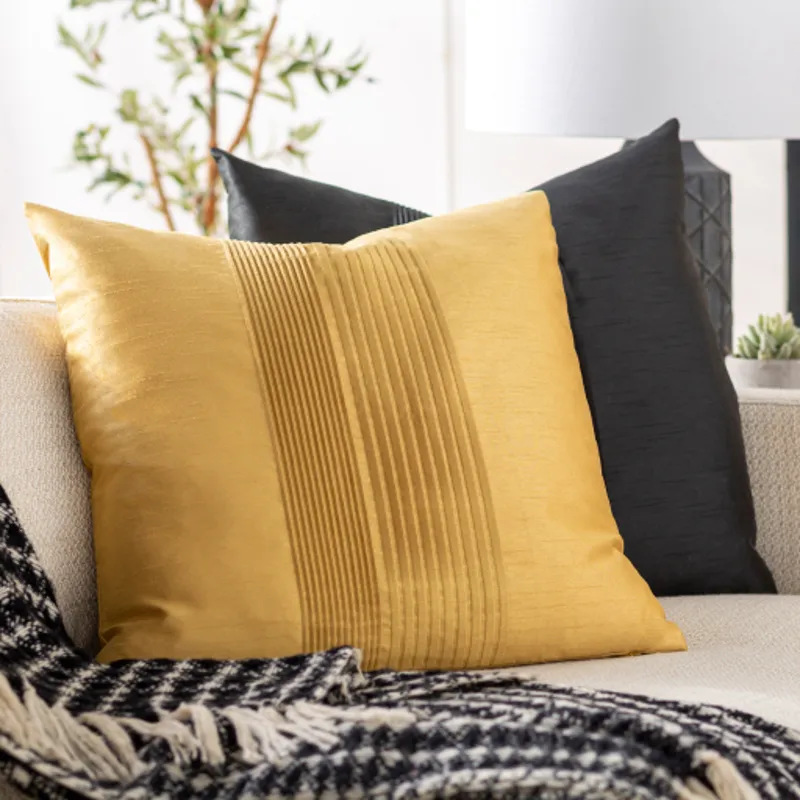 Solid Pleated Pillow Cover