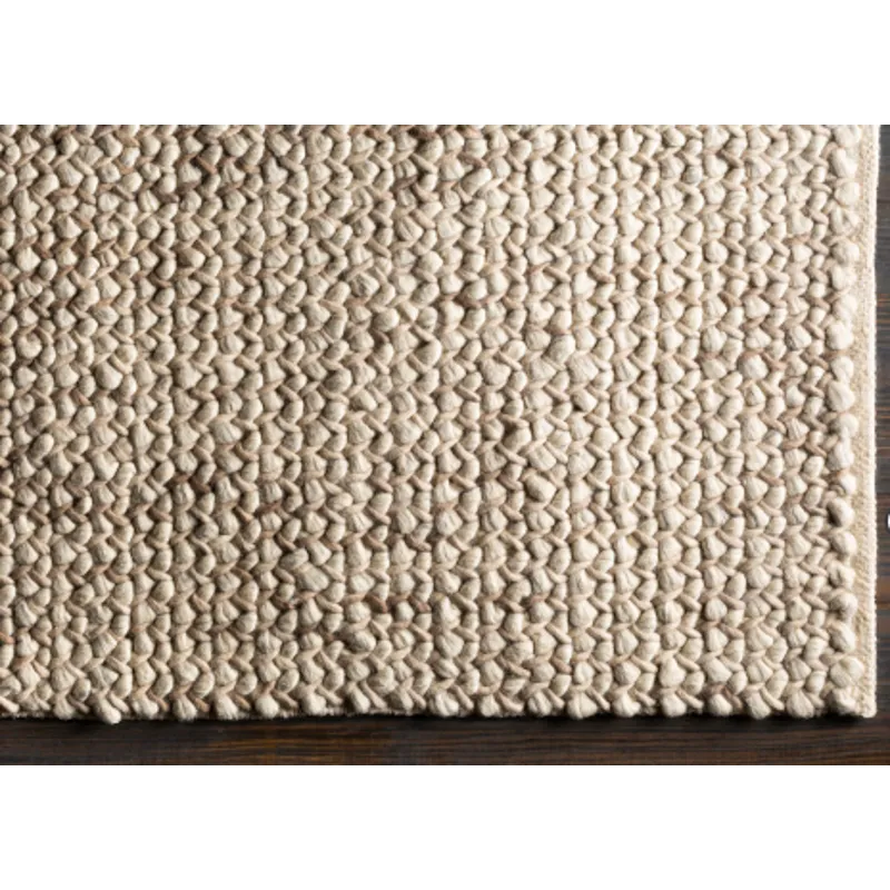 Avera 2' x 3' Rug