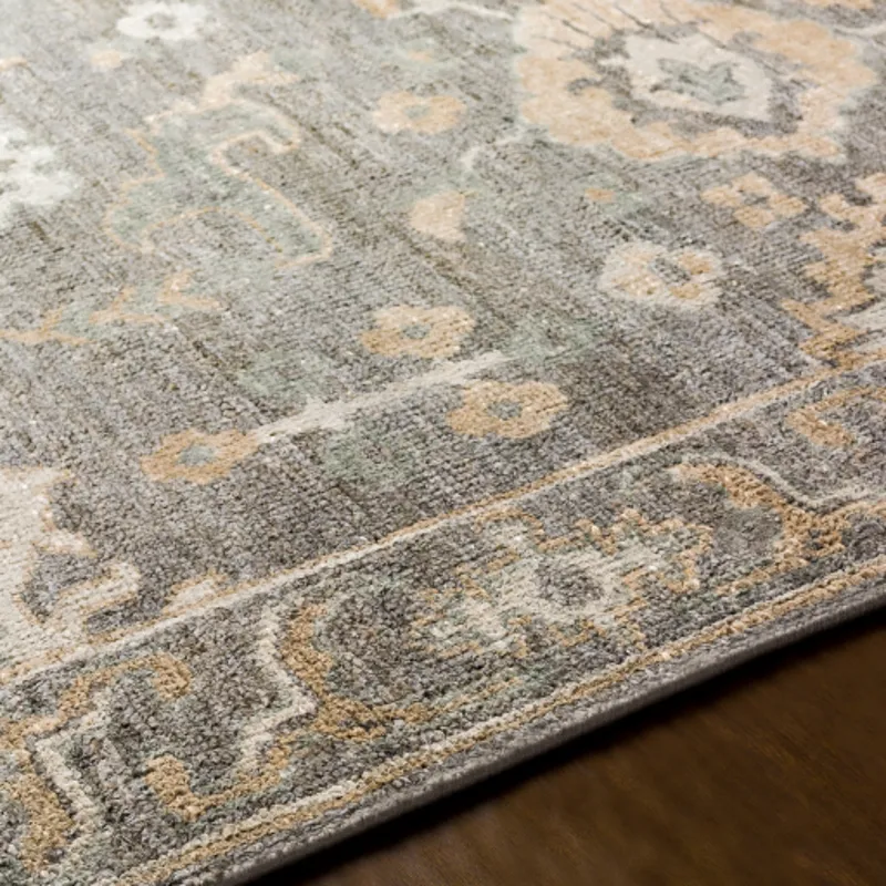 Royal 6' x 9' Rug