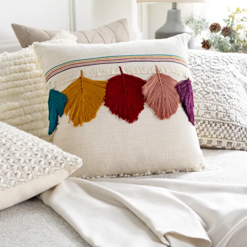 Hachi Pillow Cover