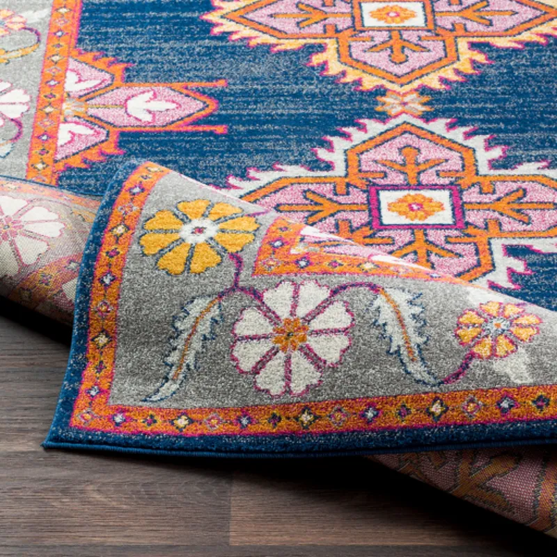 Harput 6'7" x 9' Rug