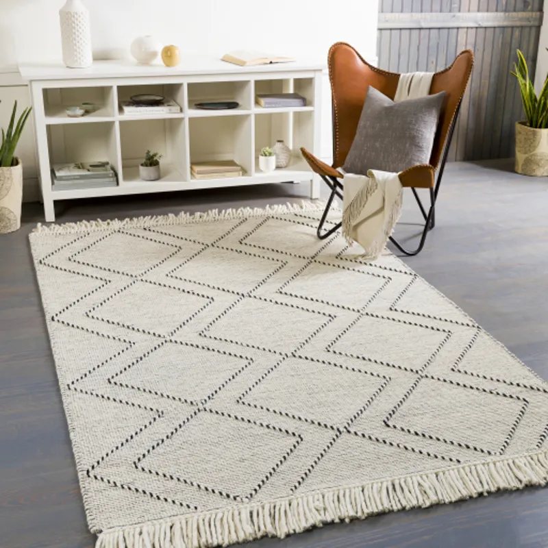 Uttar 8' x 10' Rug