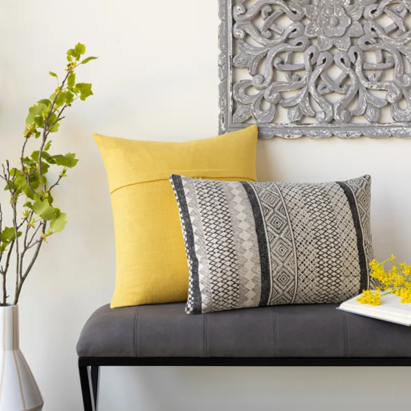 Janya Pillow Kit