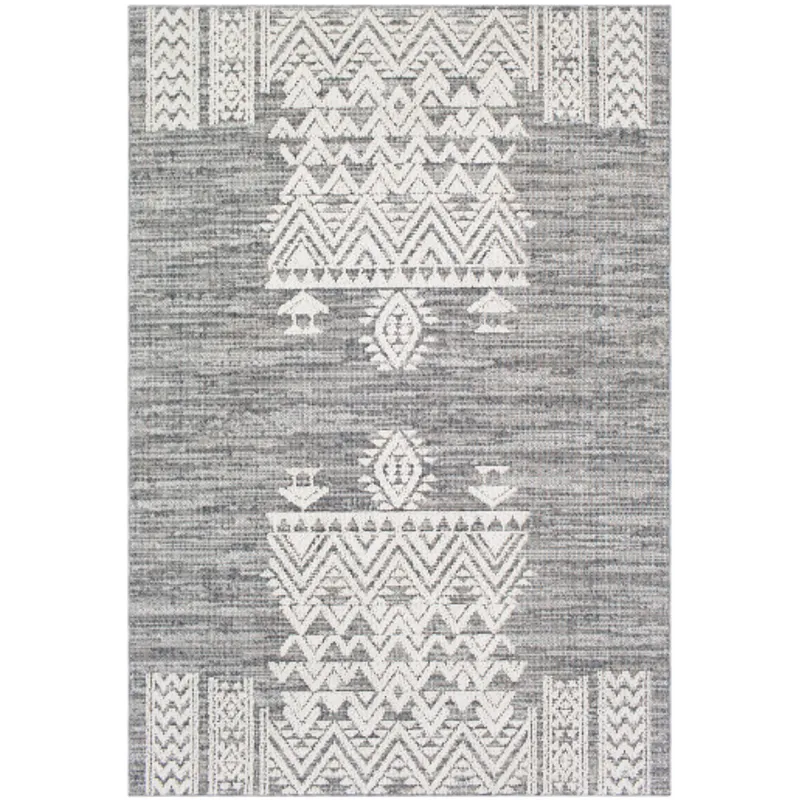 Ariana 6'7" x 9' Rug