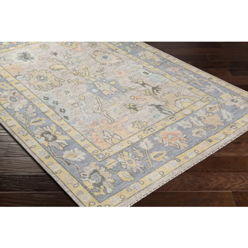 Ushak 2' x 3' Rug
