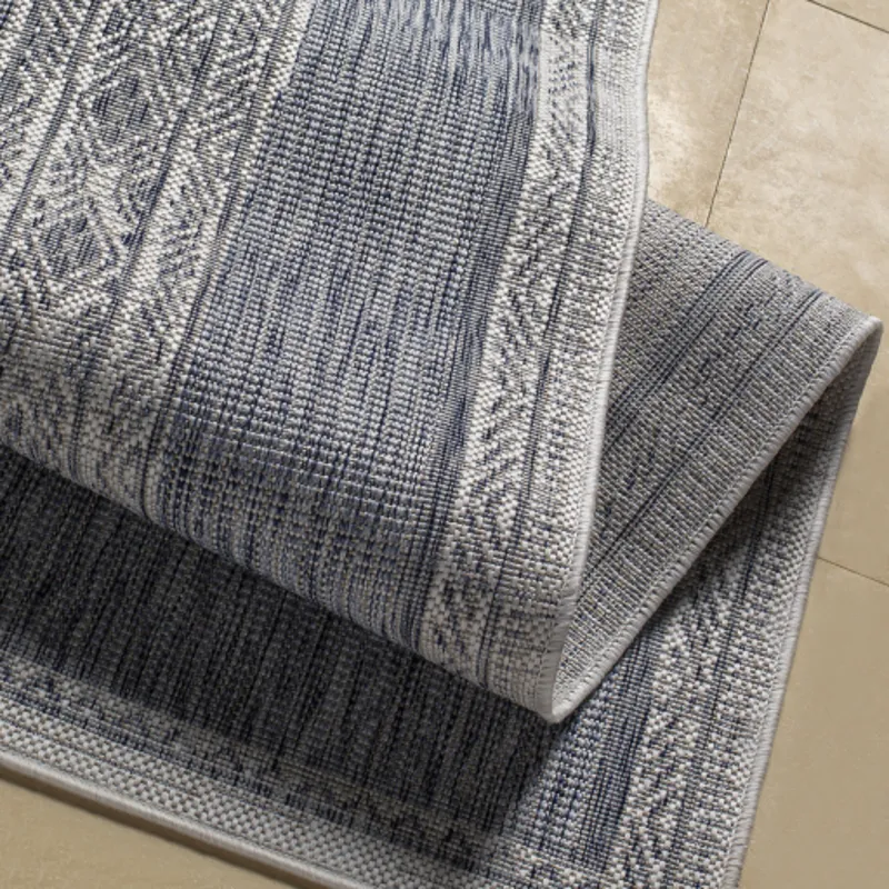 Tuareg 7'10" x 10' Rug