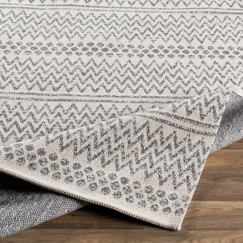 La casa 2' x 3' Rug