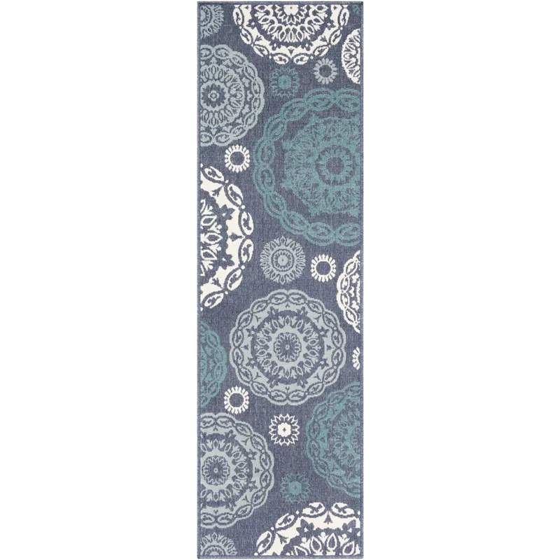 Alfresco 2'5" x 7'10" Rug