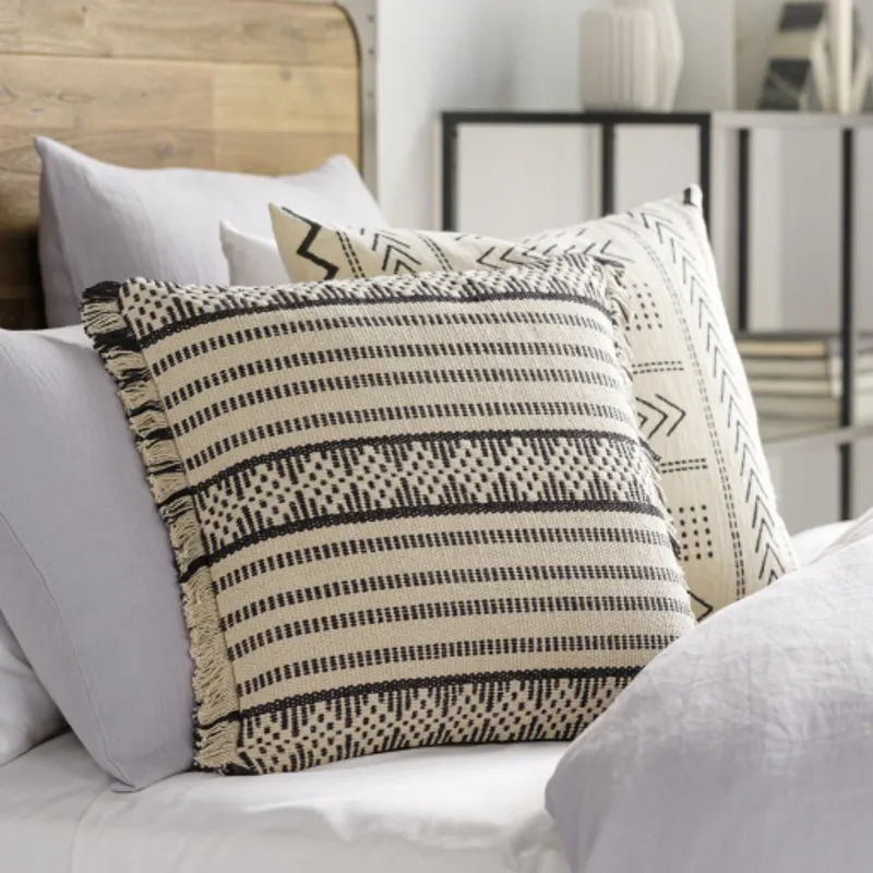 Jasna Pillow Cover