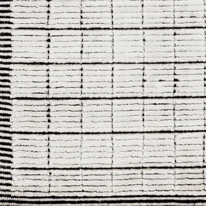 Carre 8'10" x 12' Rug