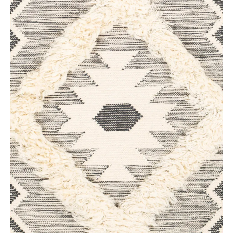 Apache 6' x 9' Rug