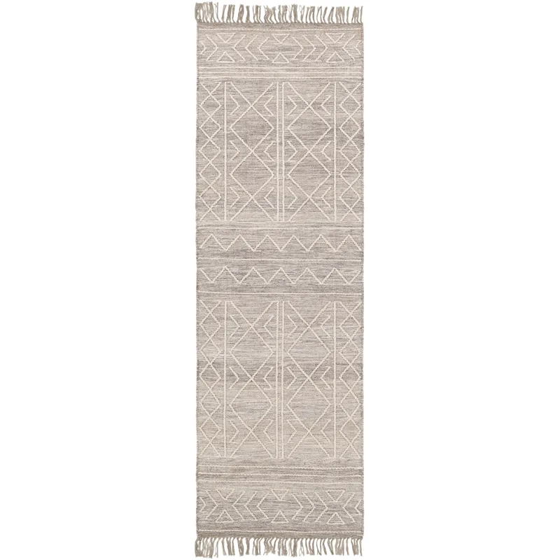 Cheyenne 2'6" x 8' Rug