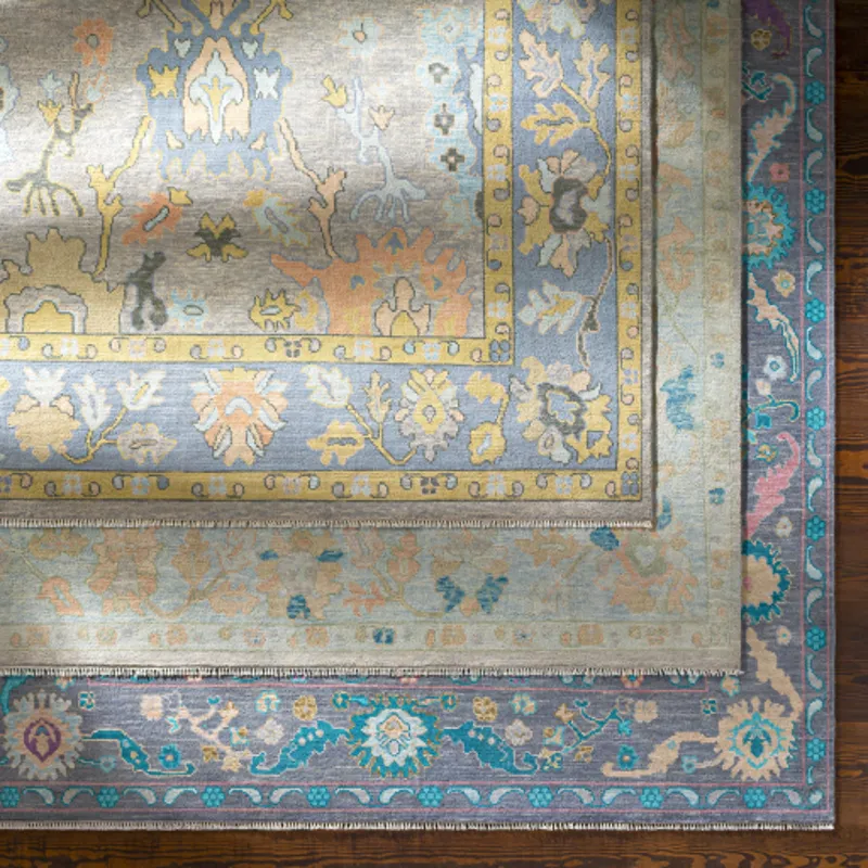 Ushak 6' x 9' Rug