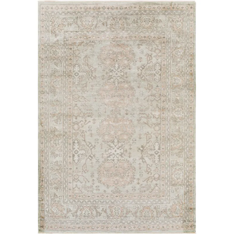 Royal 6' x 9' Rug